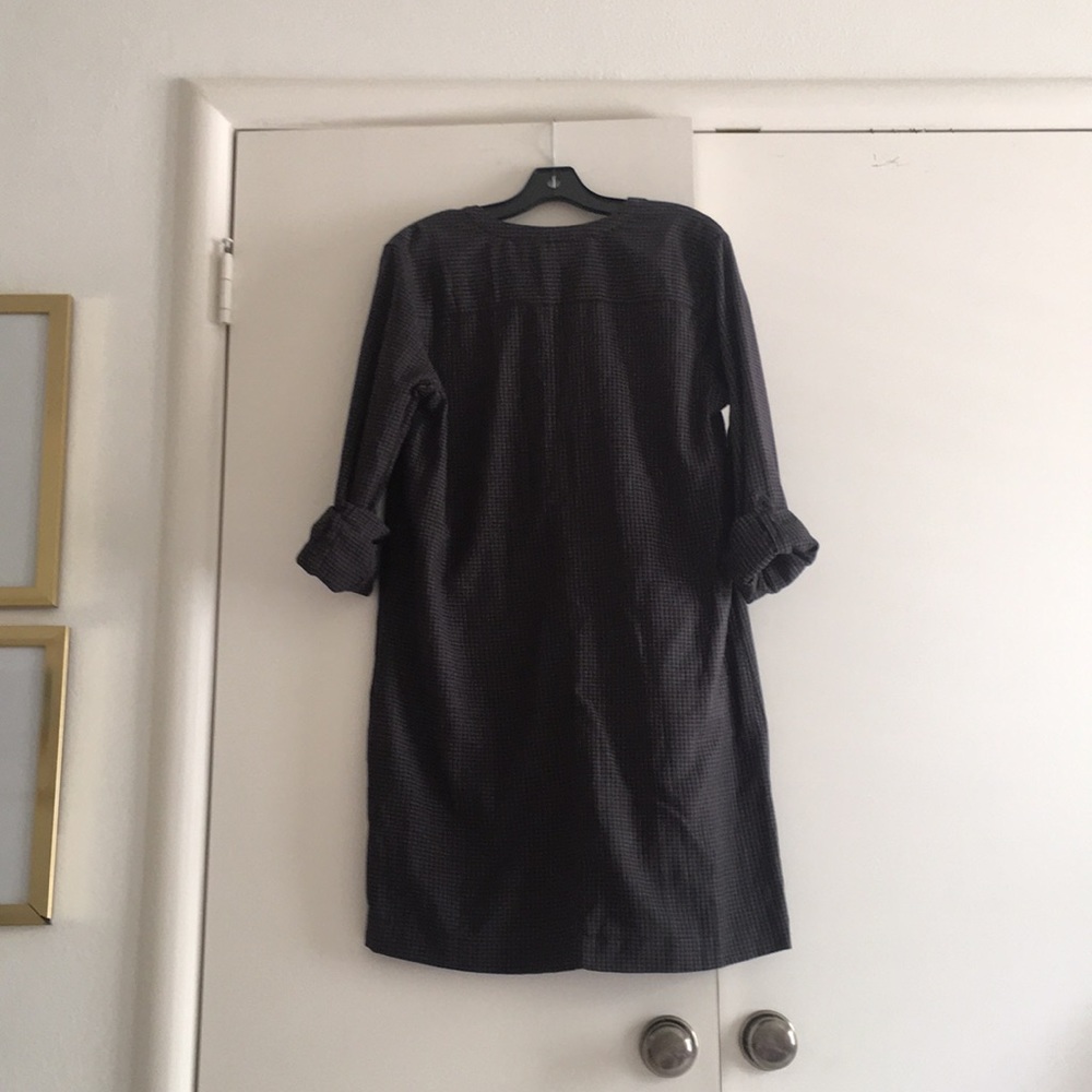 Dress - Picture 5 of 5